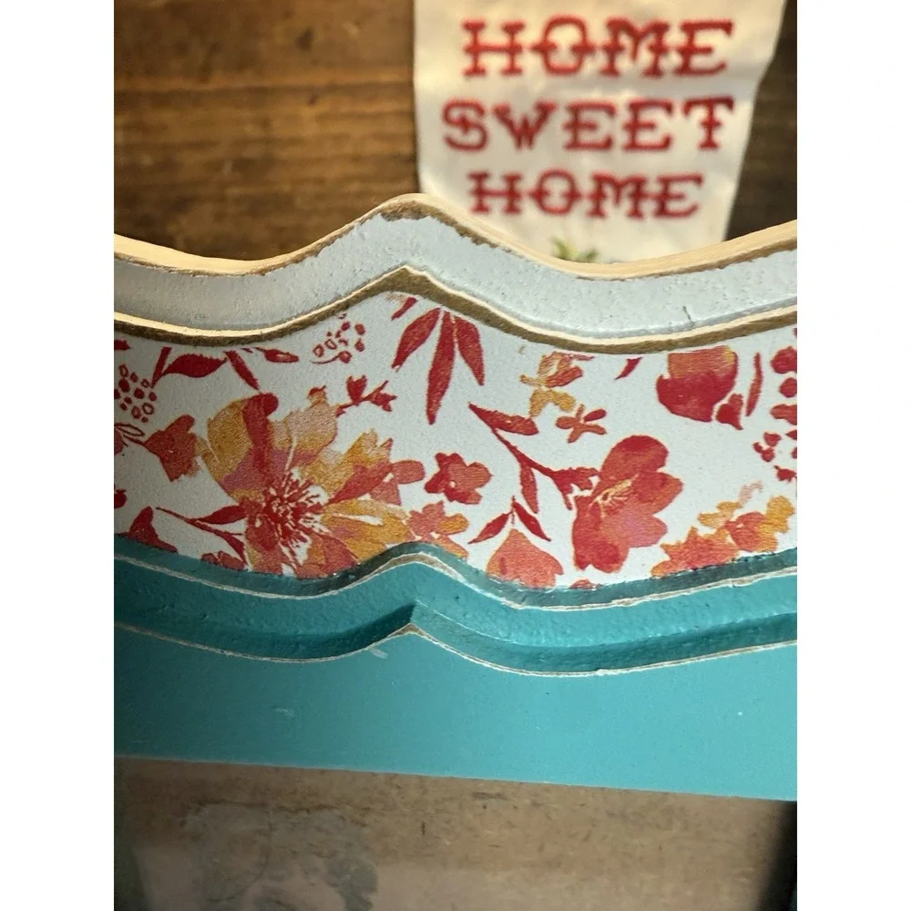 Pioneer Woman Home Sweet Home Towel & Painterly Floral 4x6 Frame Set